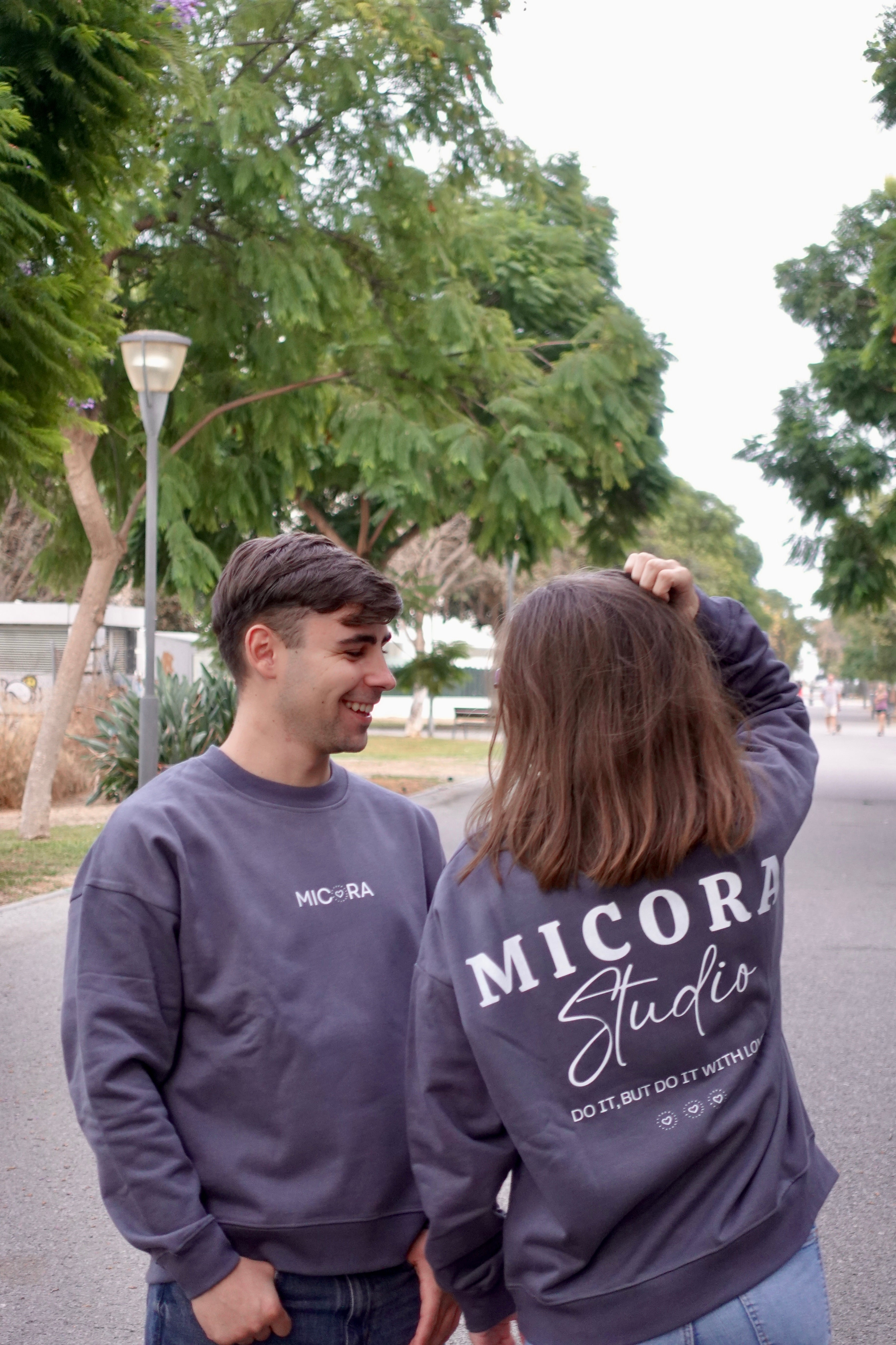 Sudadera Gris Micora Studio