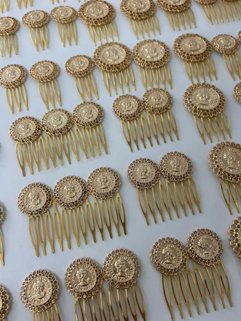 Peinecillo de Monedas