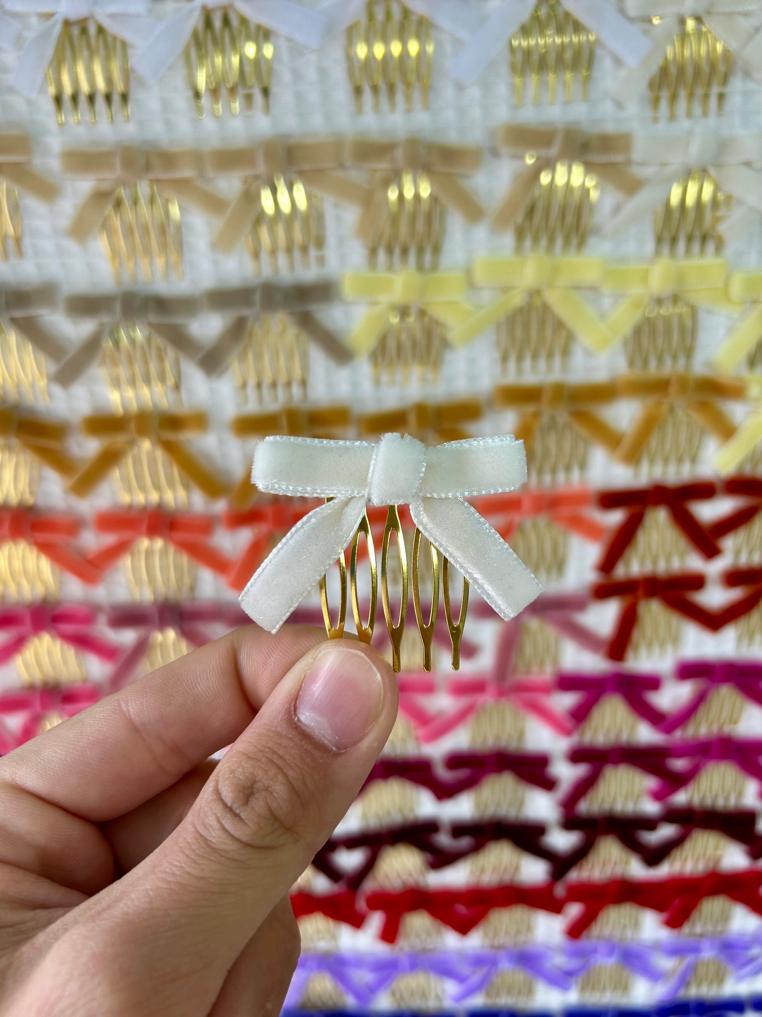 Peinecillo Moñas de Terciopelo