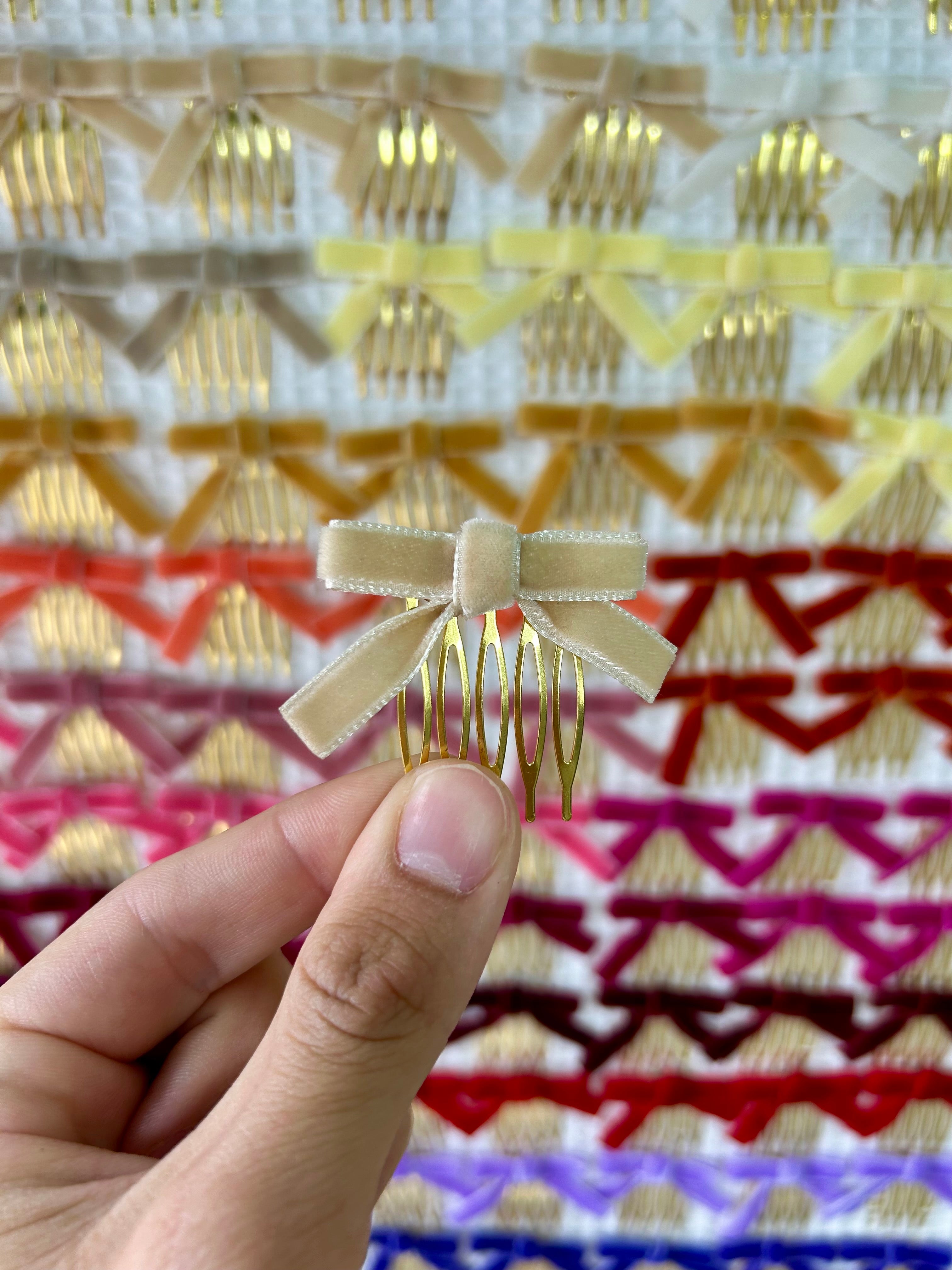 Peinecillo Moñas de Terciopelo