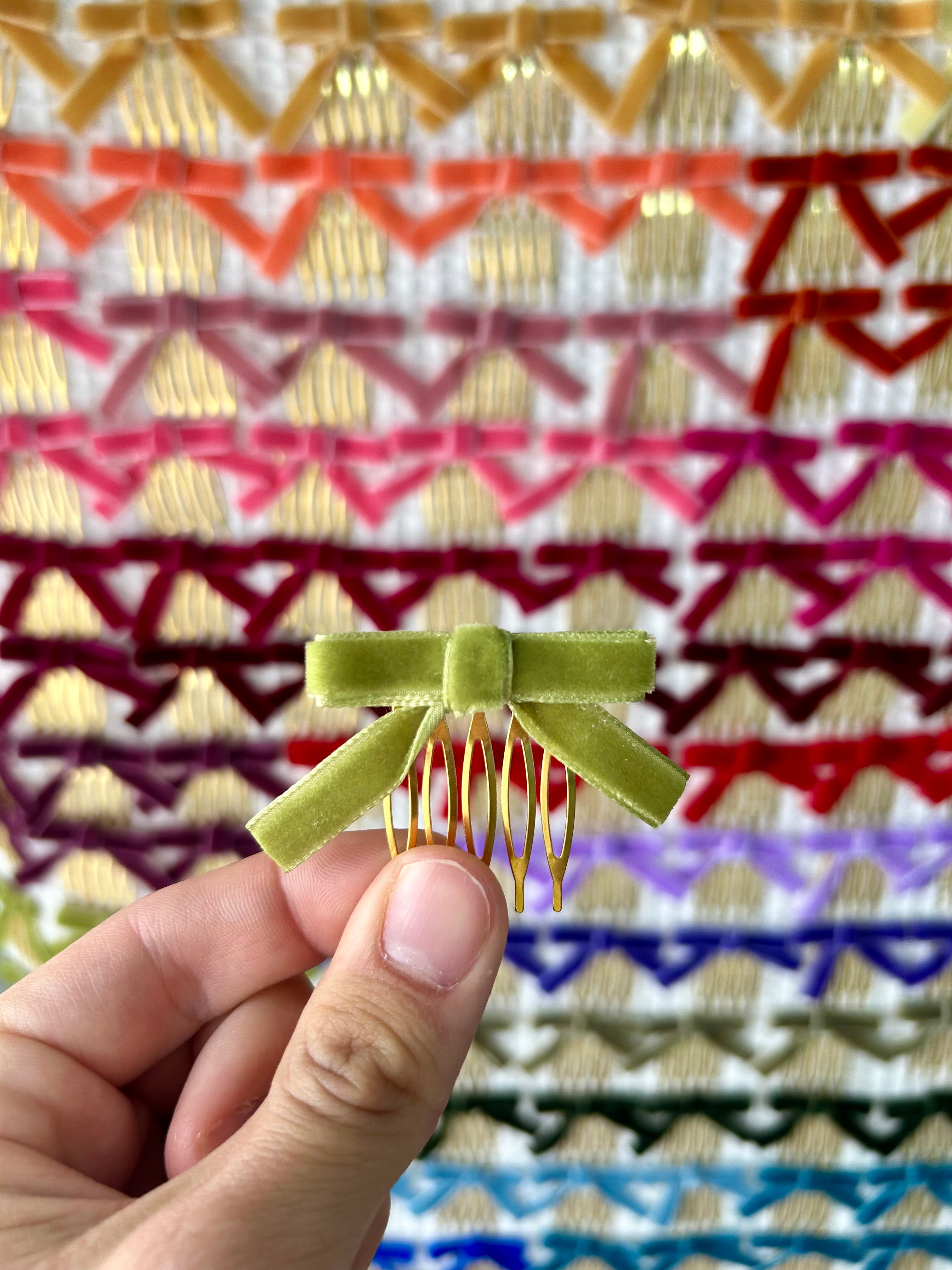 Peinecillo Moñas de Terciopelo