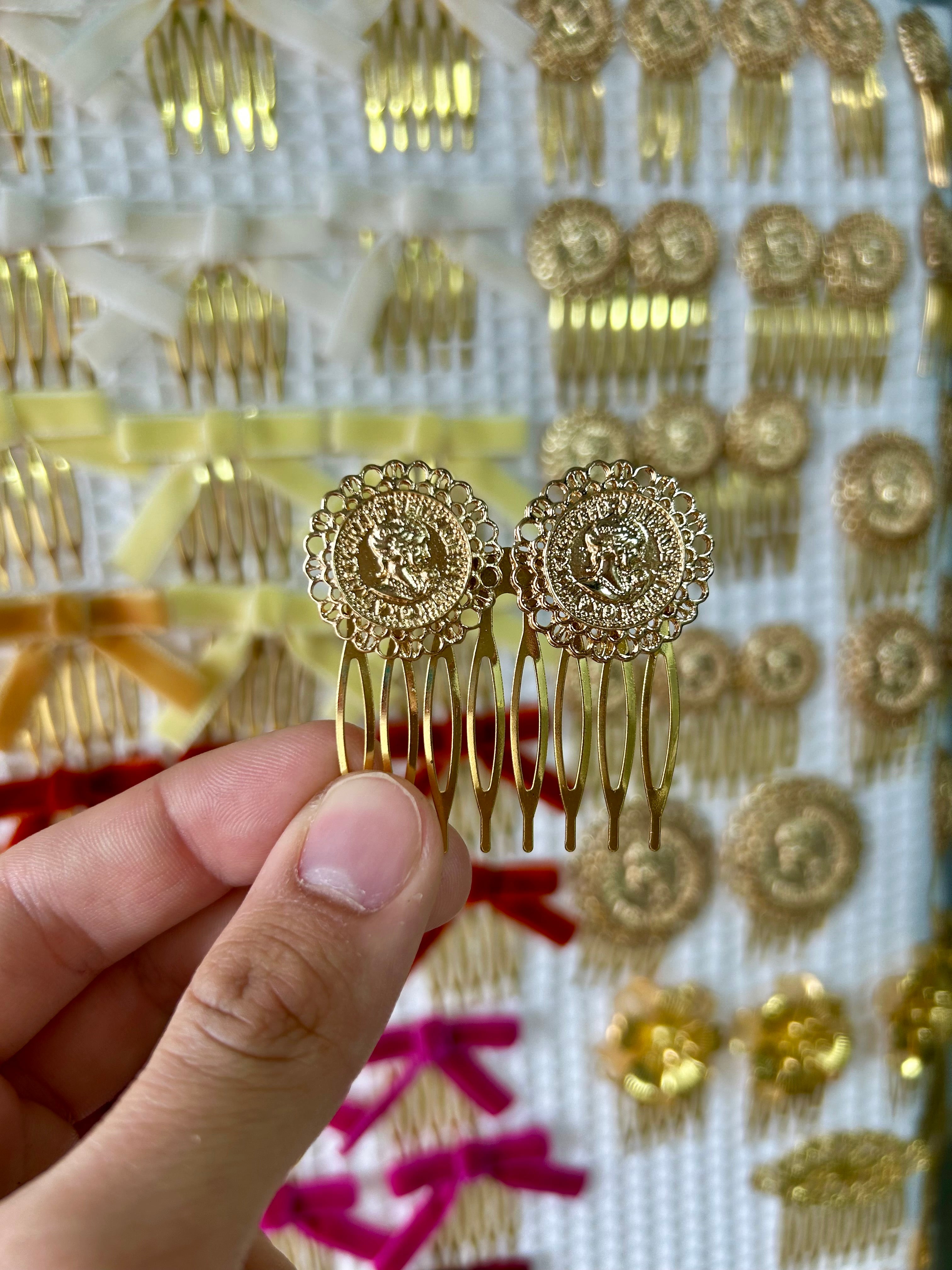 Peinecillo de Monedas