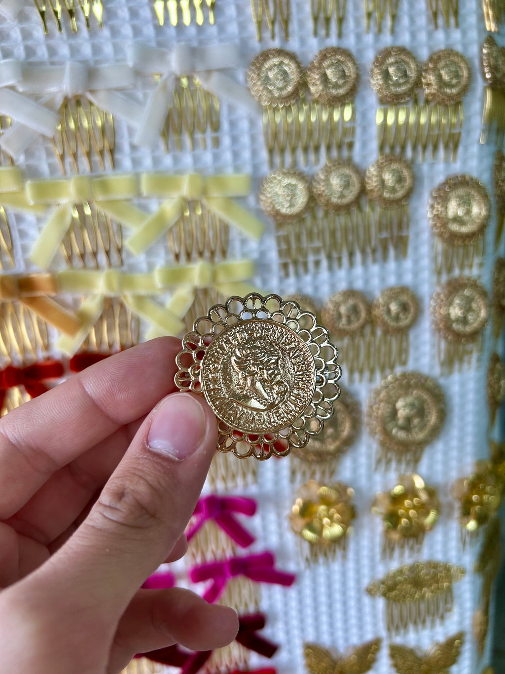 Broche Moneda