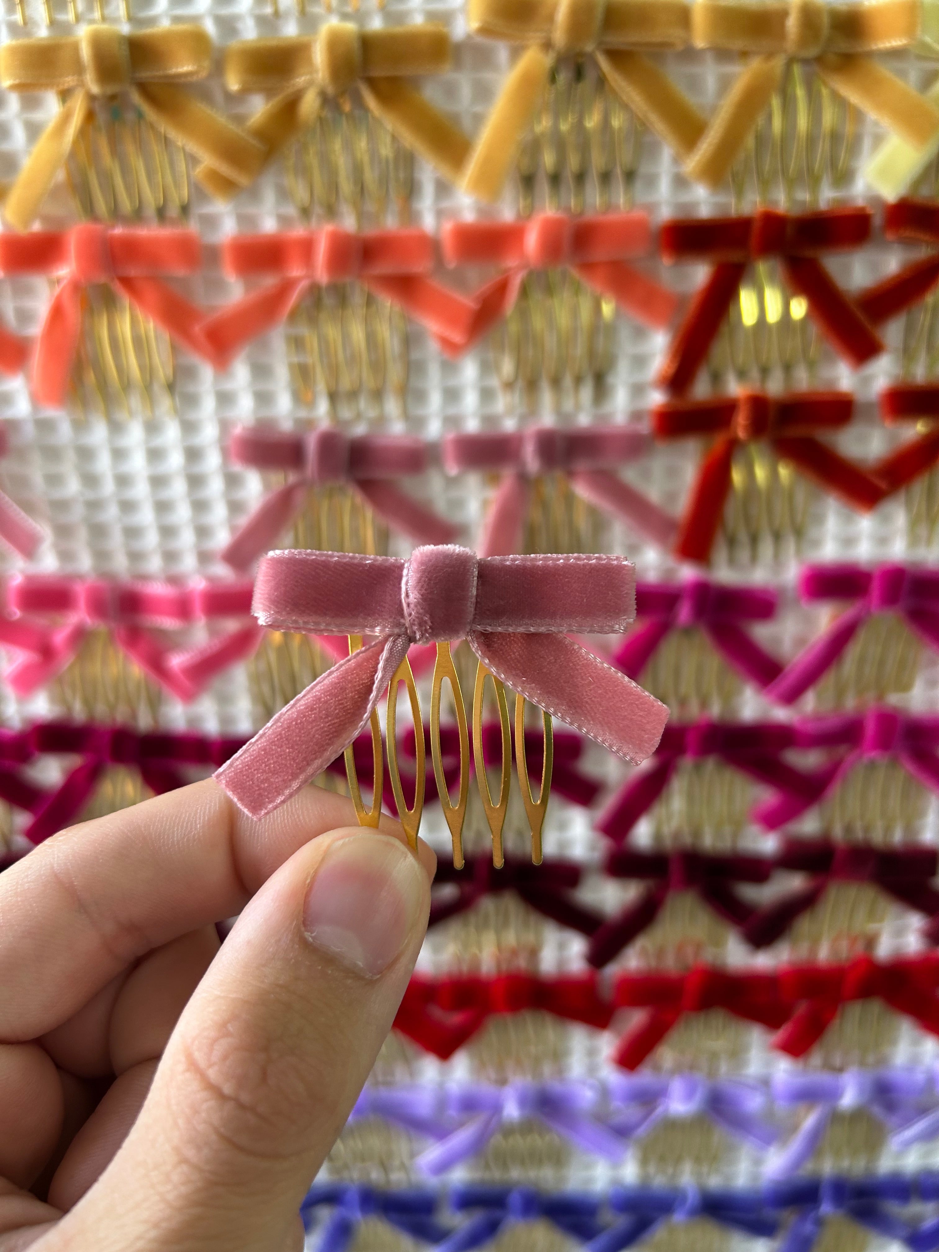 Peinecillo Moñas de Terciopelo