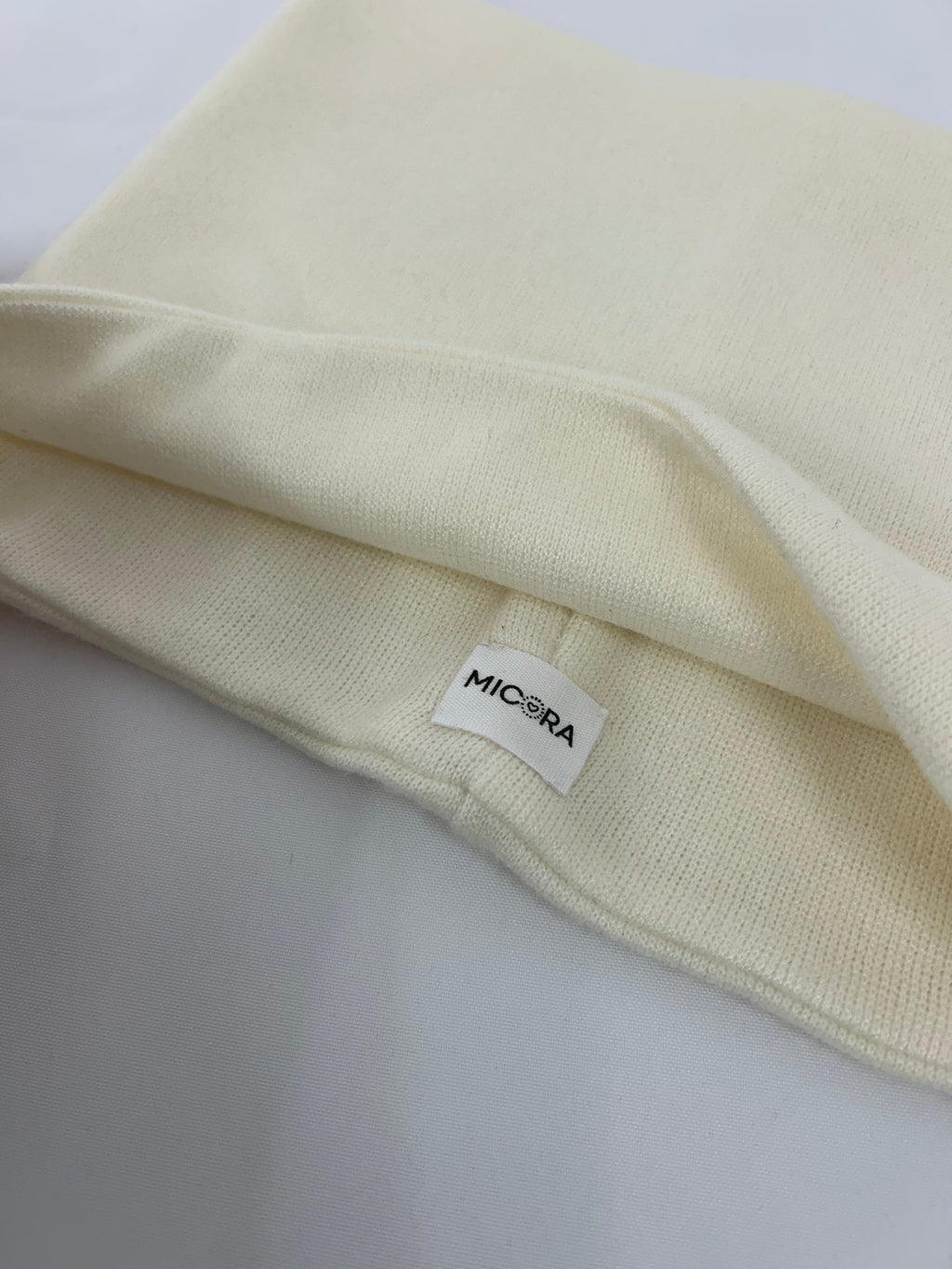 Braga de Cuello Suave Blanca