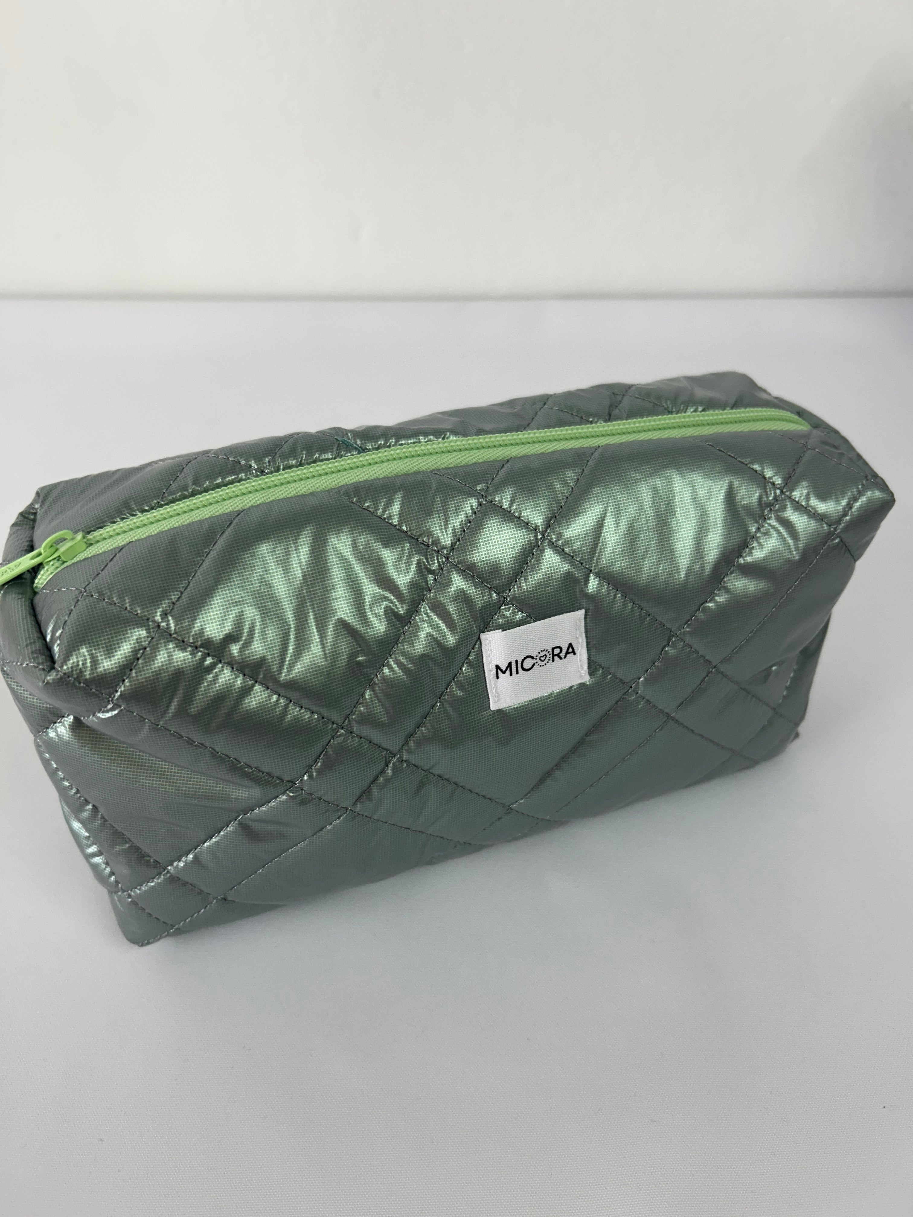 Neceser Acolchado Verde Metalizado