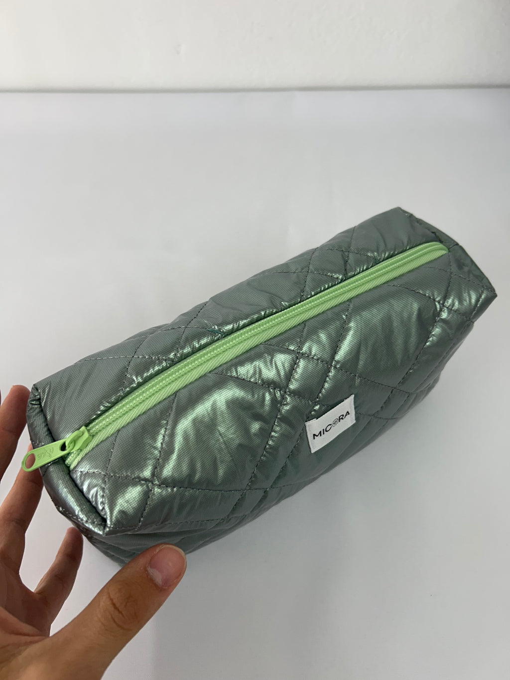 Neceser Acolchado Verde Metalizado