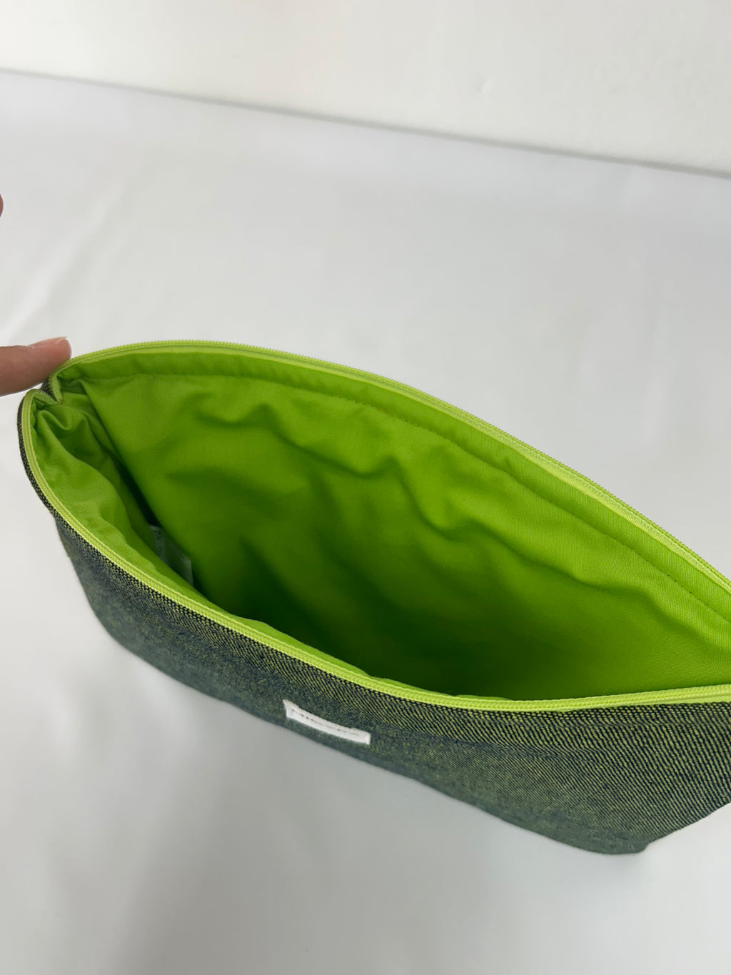 Neceser Mediano Vaquero Pistacho