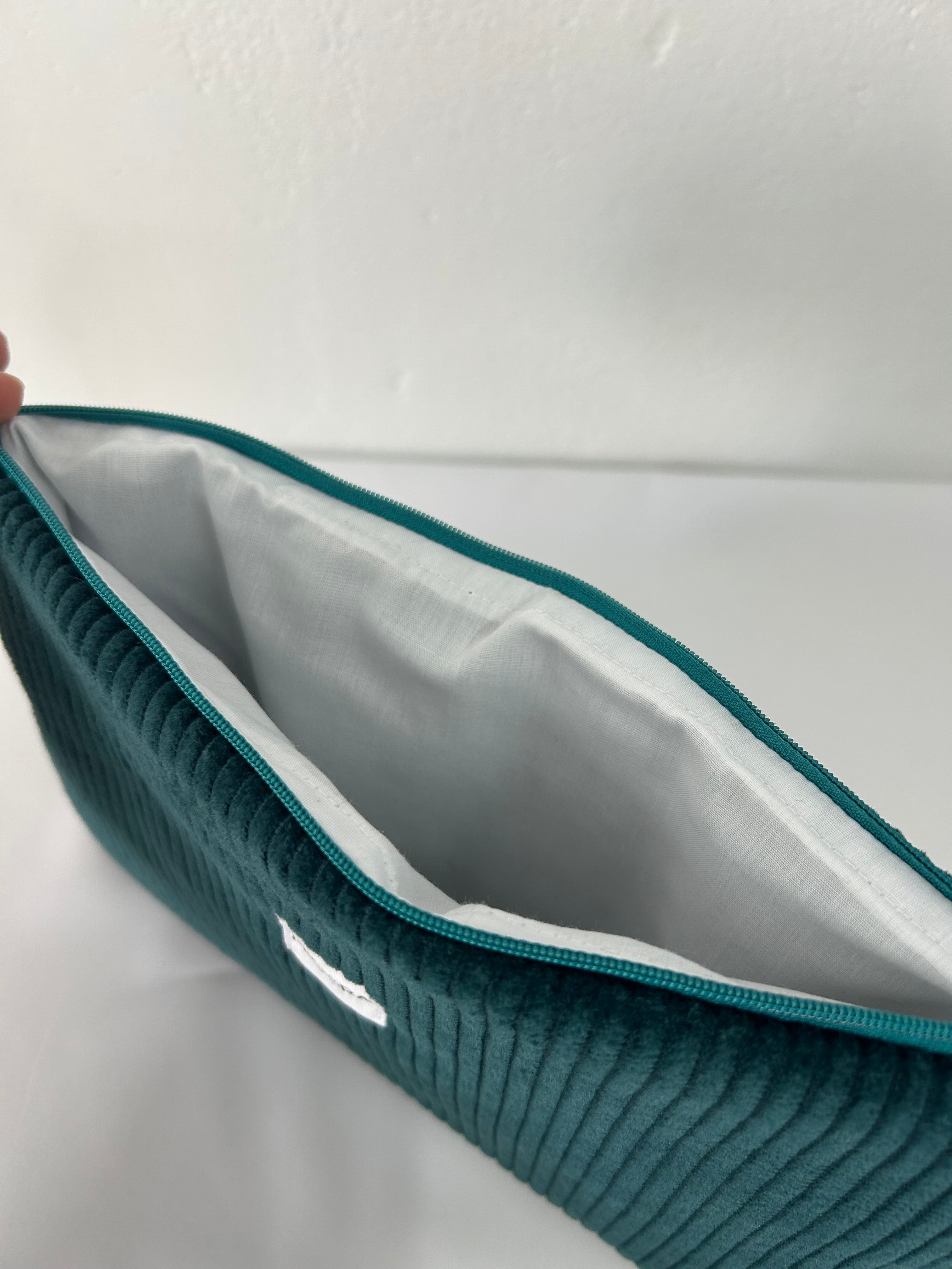 Neceser Mediano Pana Petróleo