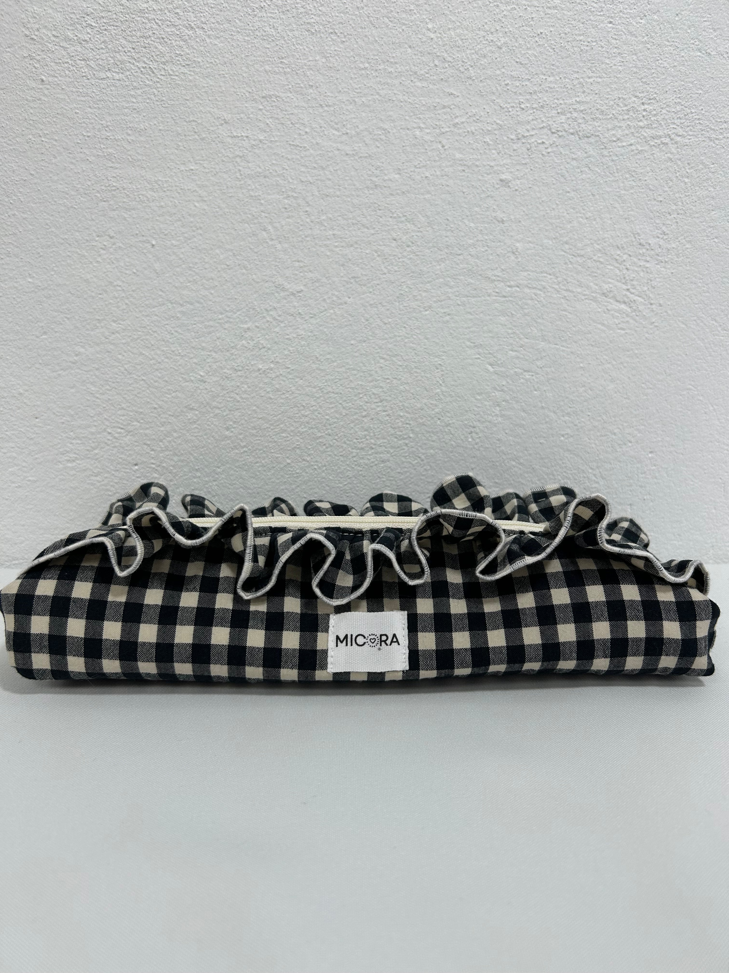 Estuche Volante Negro-Hueso