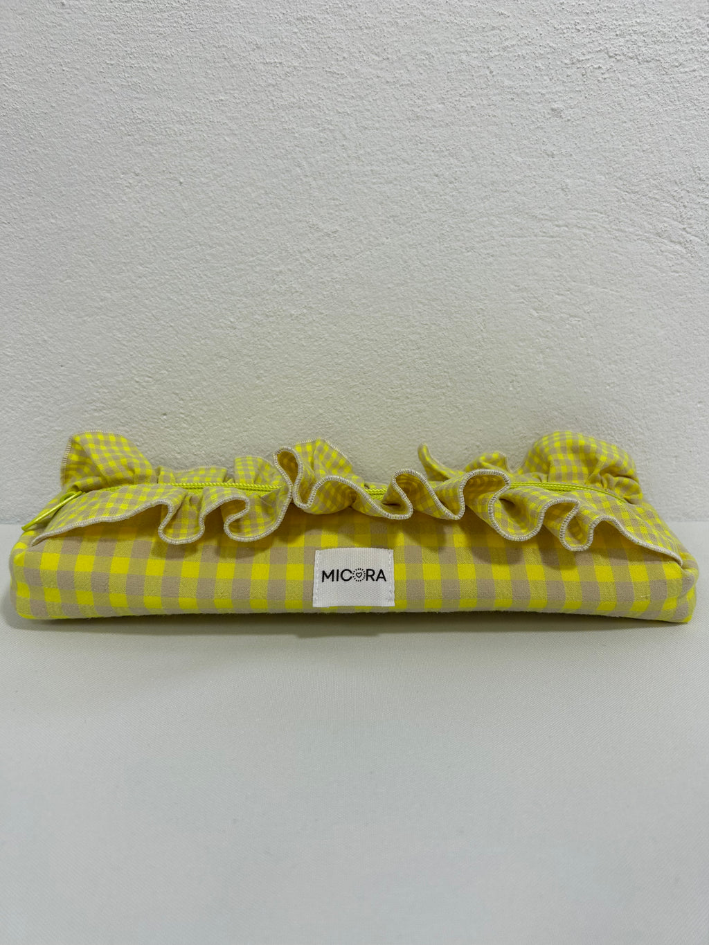 Estuche Volante Amarillo Flúor