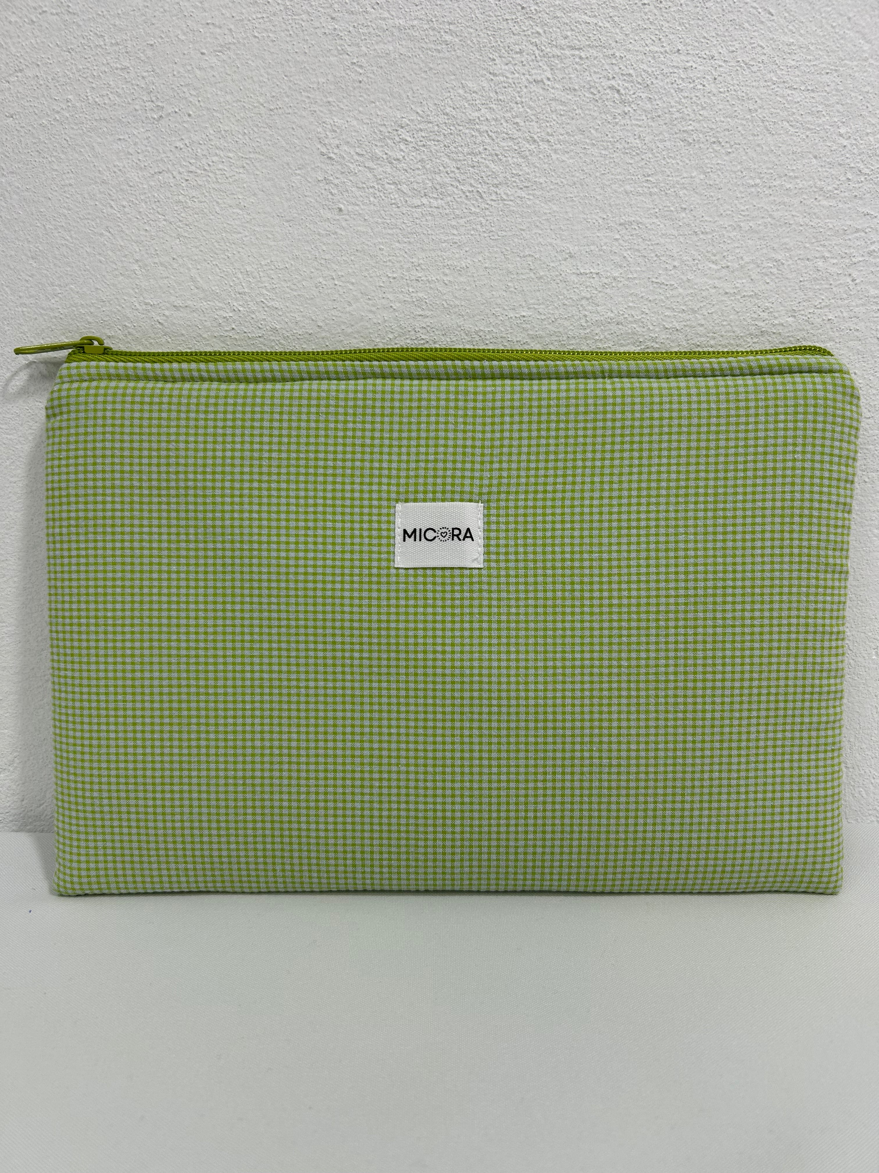 Neceser Mediano Verde Lima