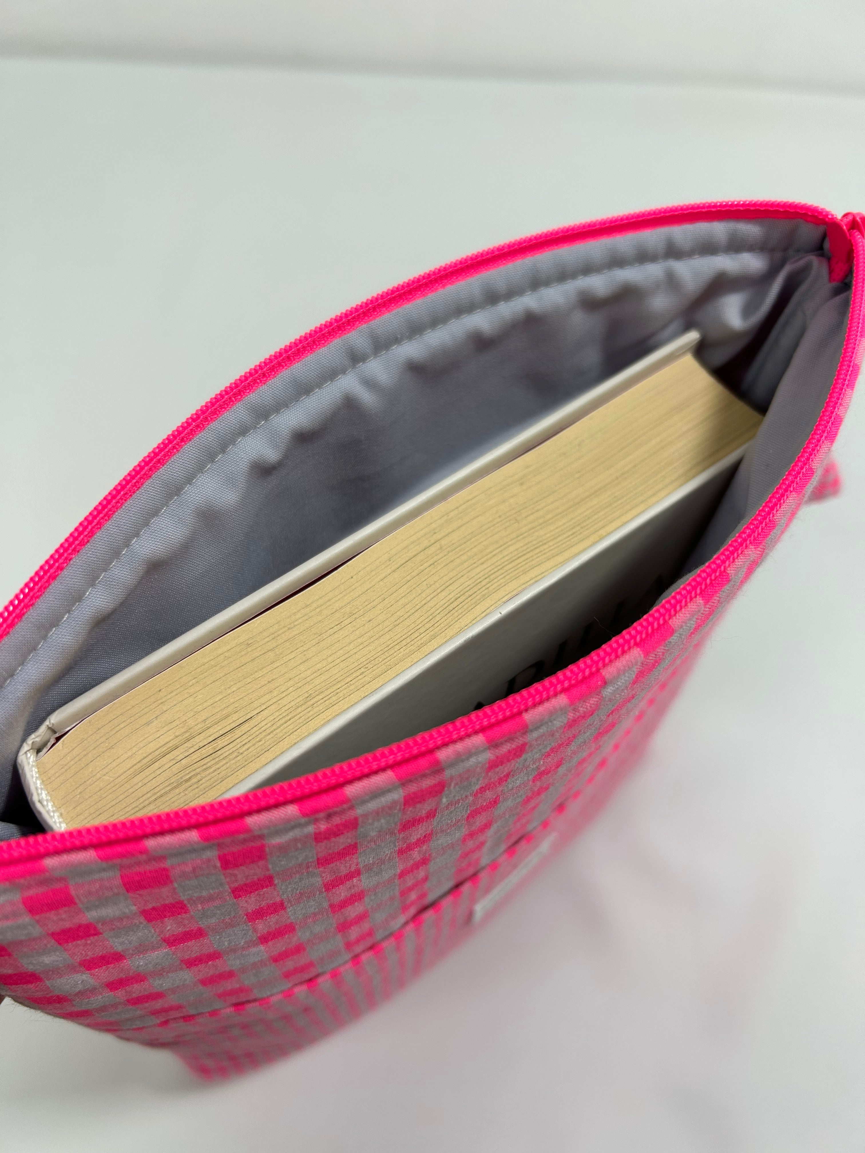 Funda Libro o Tablet Rosa Flúor