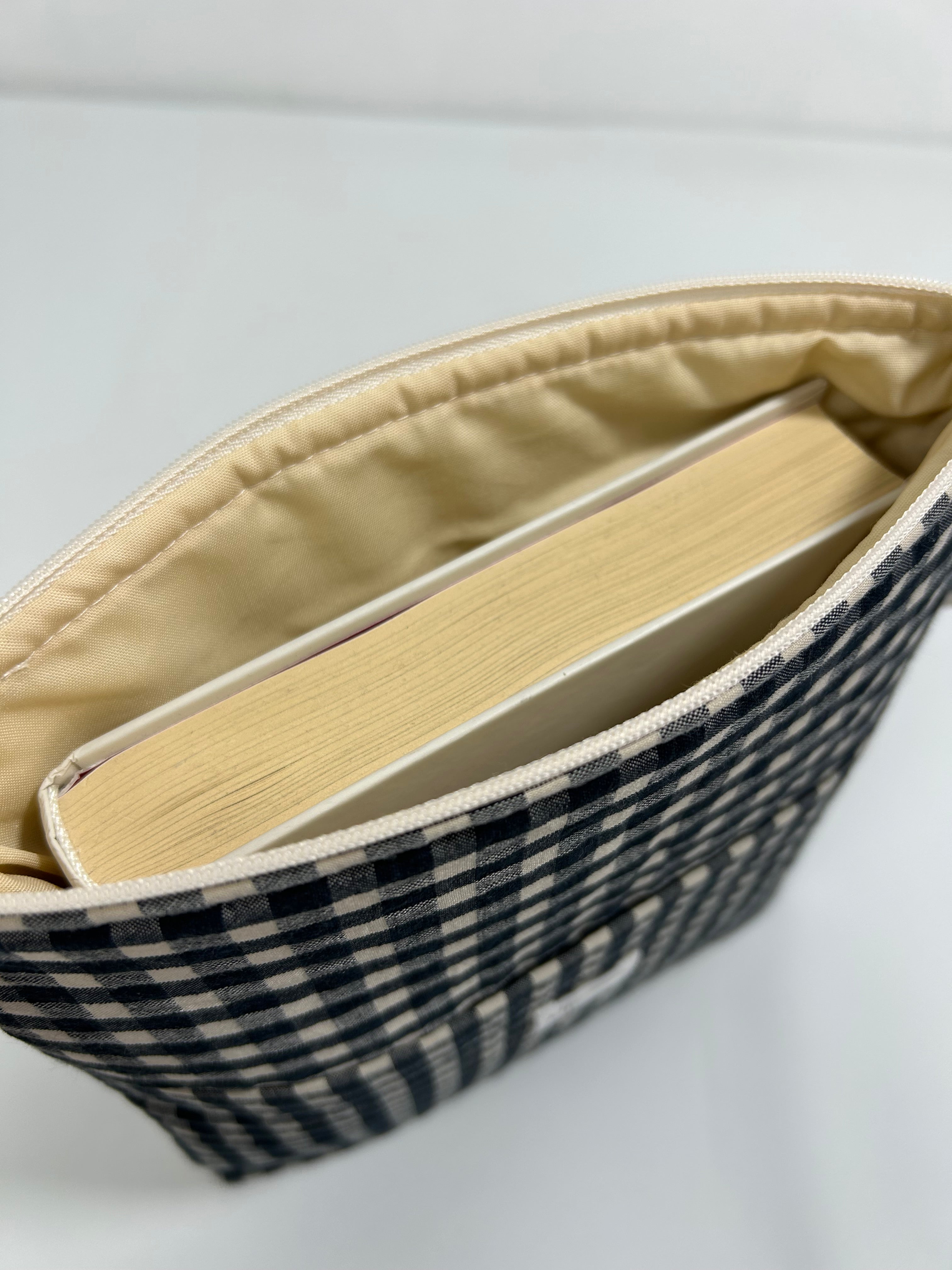 Funda Libro o Tablet Negro-Hueso