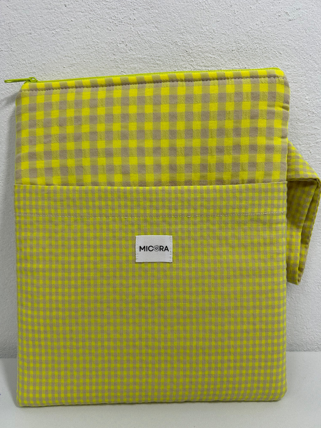 Funda Libro o Tablet Amarillo Flúor
