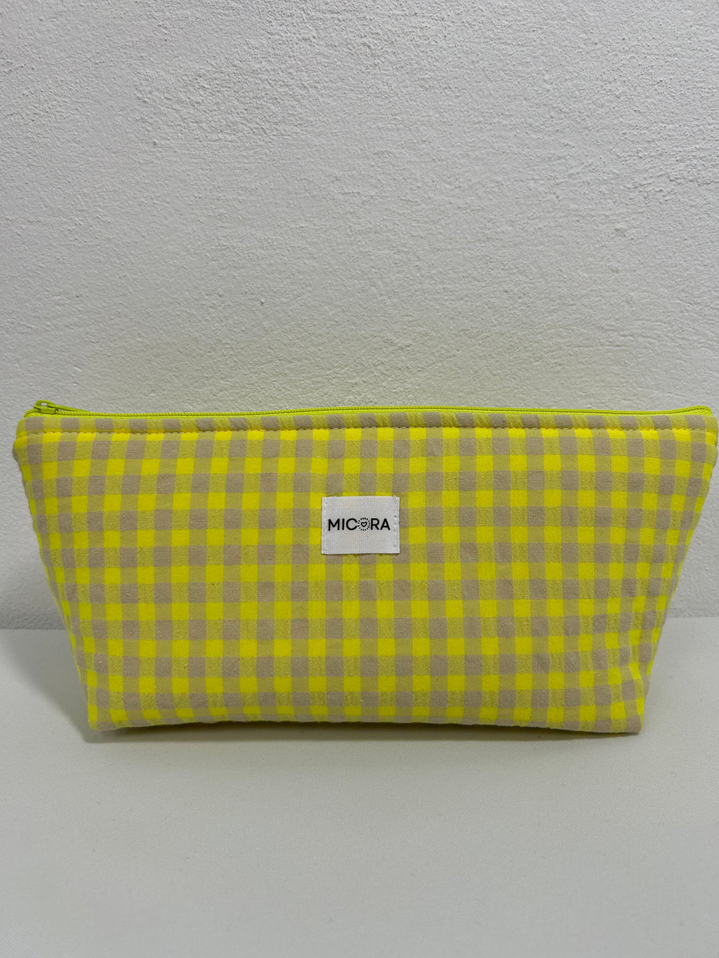 Estuche Luz Amarillo Flúor