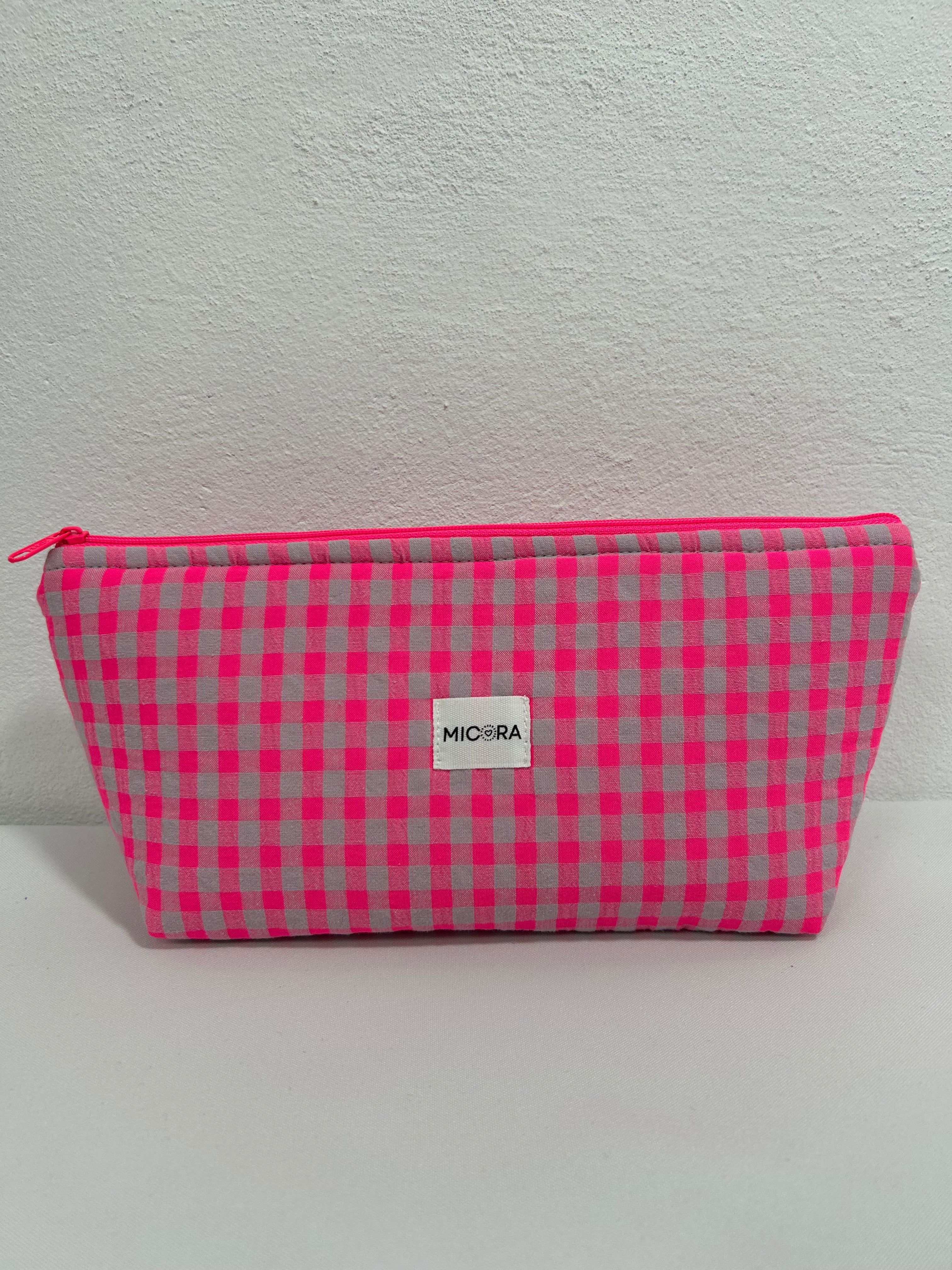 Estuche Luz Rosa Flúor